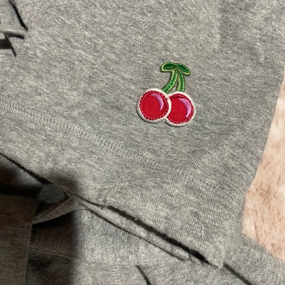 Hooded Robe - Picture 3 of 4